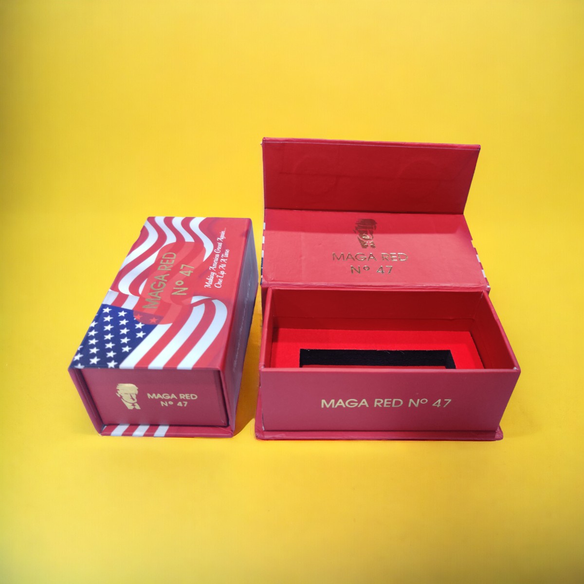 magnetic-closure-rigid-boxes-with-logo-on-it